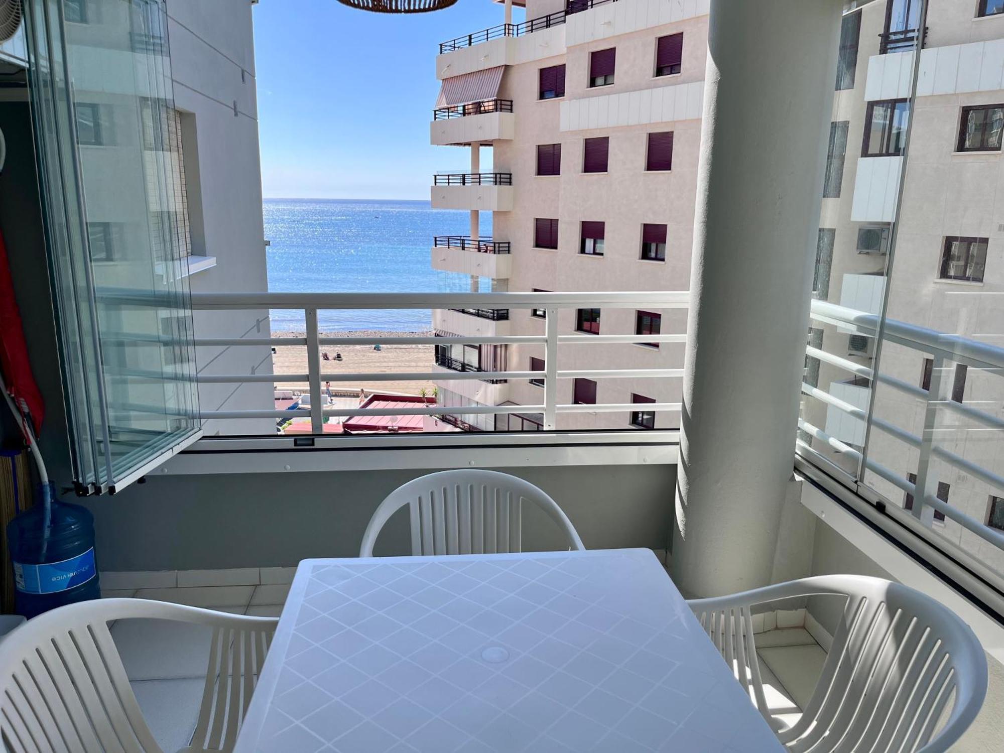Modern Apartment On The Beach With Pool Calpe Eksteriør billede